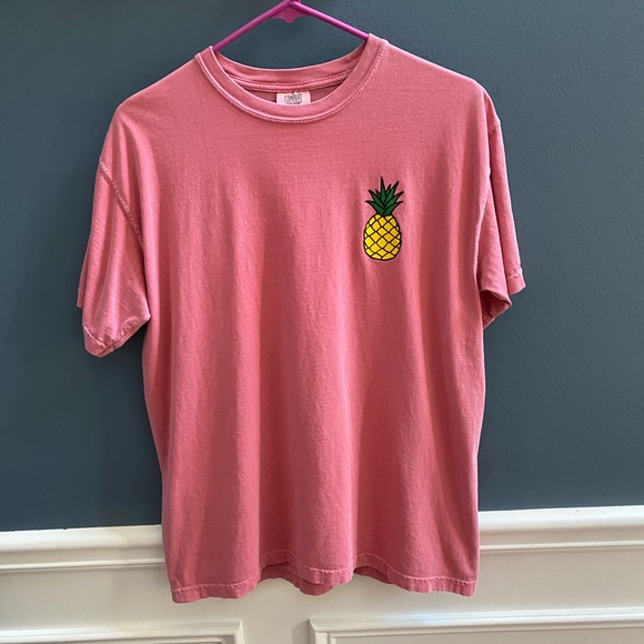 Comfort Colors Tops - Pineapple Shirt
